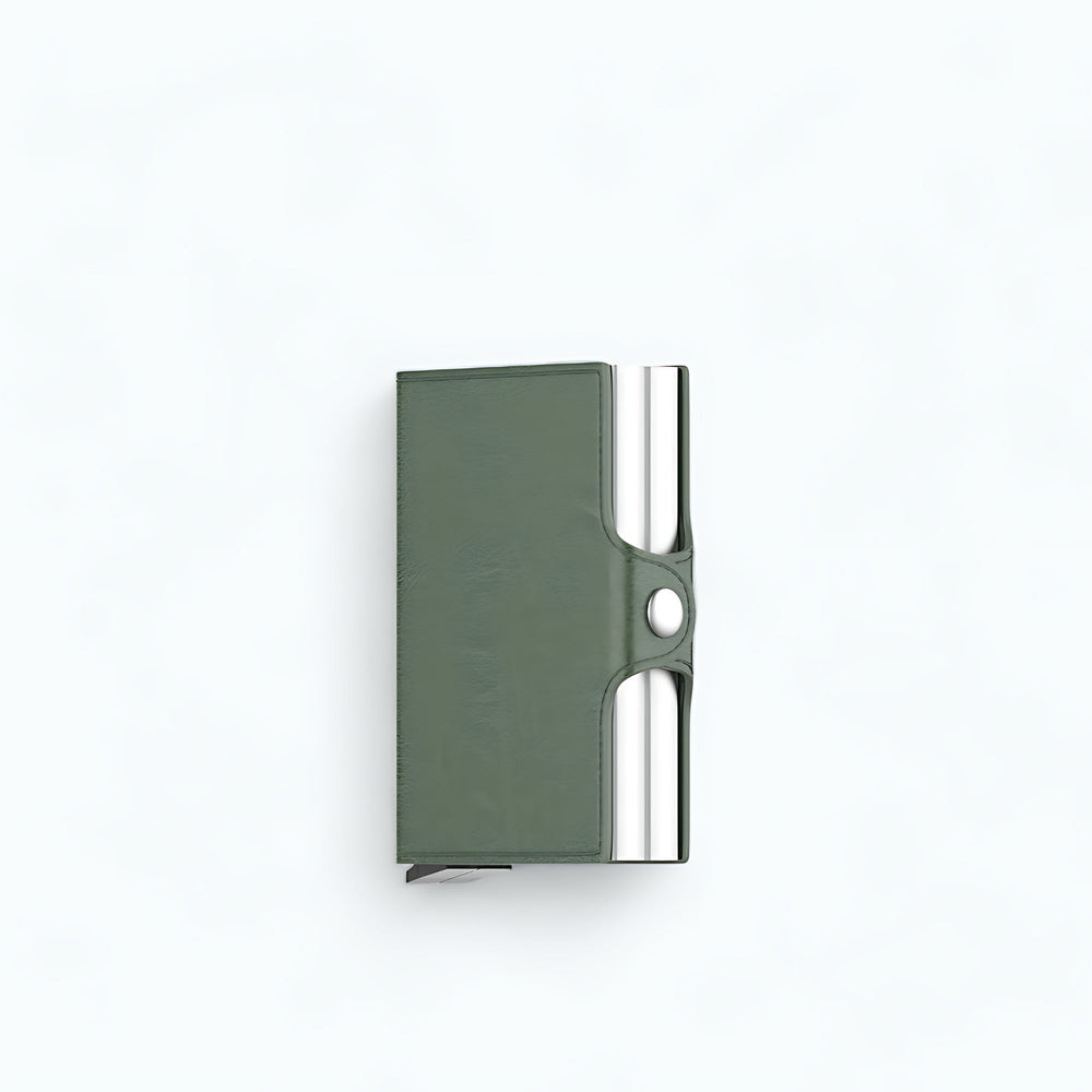 
                  
                    Grand Porte Carte Homme Vert
                  
                