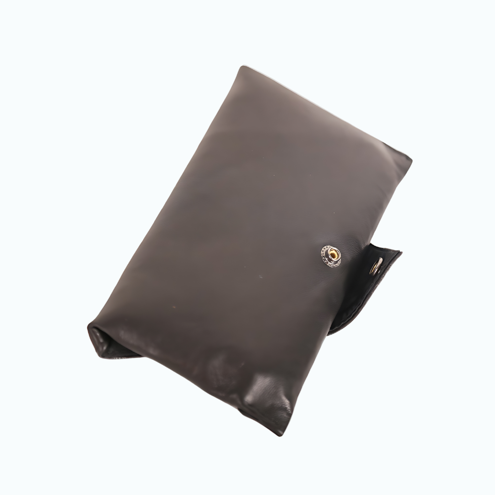 
                  
                    Grande Pochette Portefeuille Femme Gris
                  
                