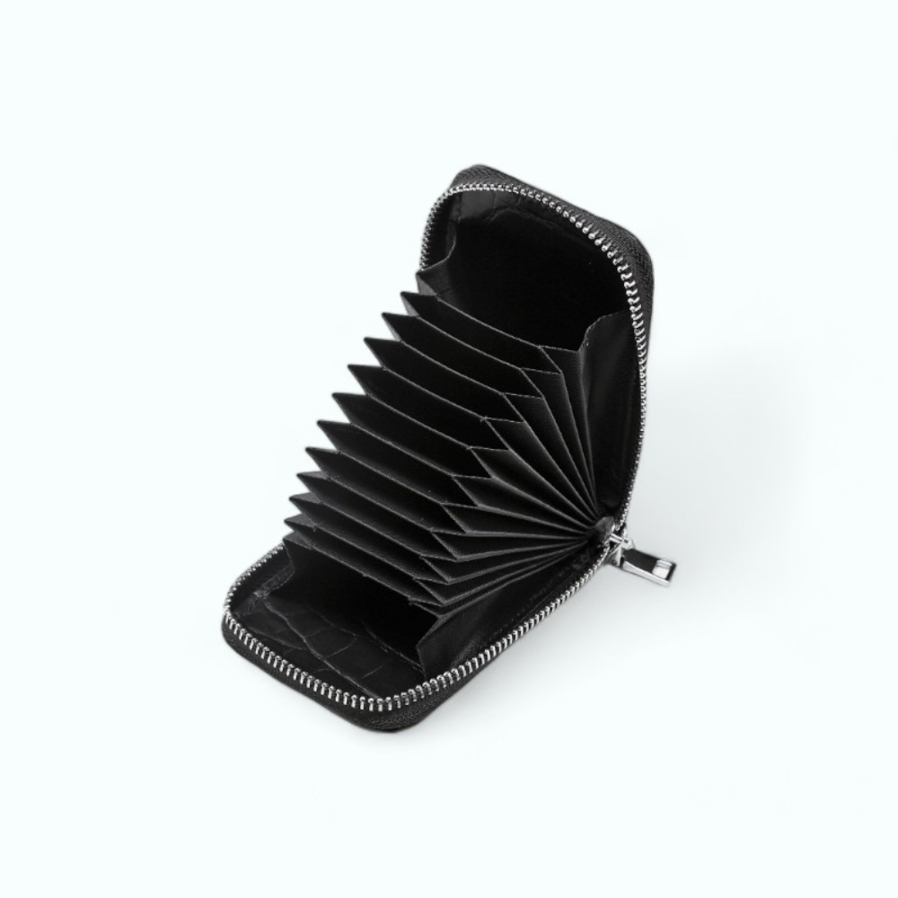 
                  
                    Porte Carte Croco Noir
                  
                