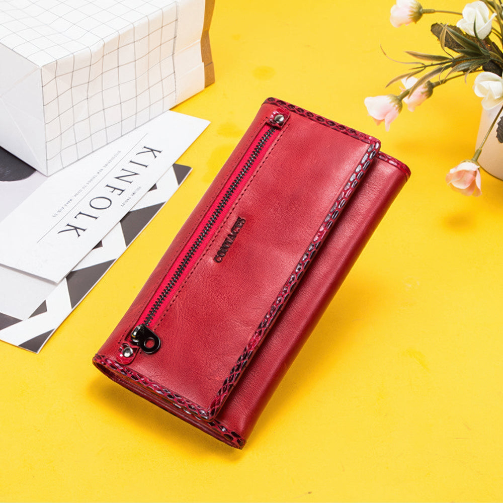 
                  
                    Portefeuille Grande Capacité Femme Rouge
                  
                